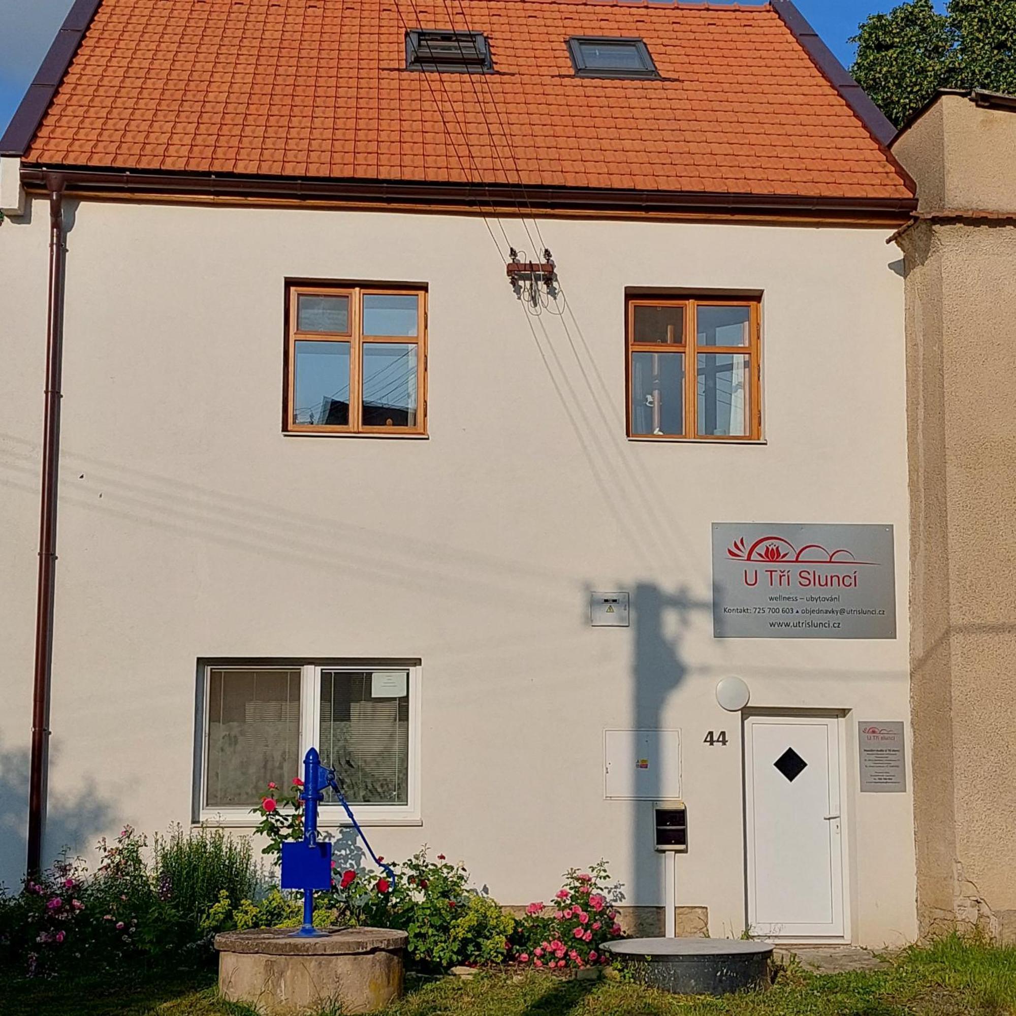 Apartmany U Tri Slunci Hroubovice Экстерьер фото